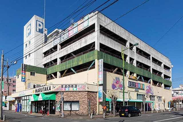 まるたか生鮮市場駅前店 徒歩7分／560m